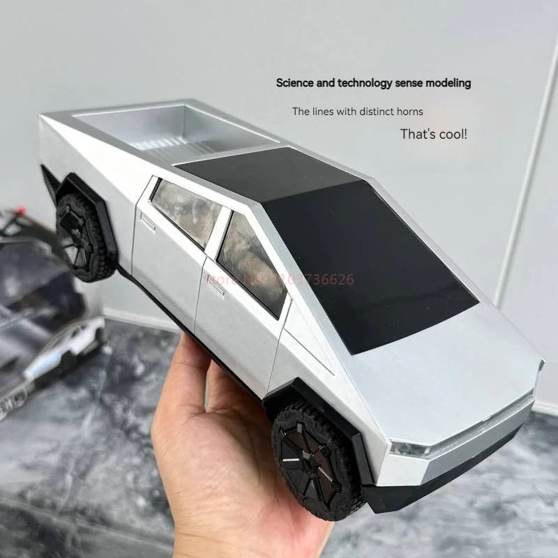 Cyber Beast: 1:12 Offroad RC Truck