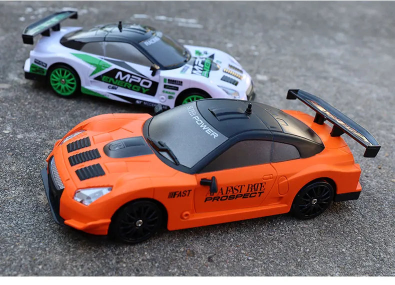 Thunder Drift: 1:24 RC Mustang Racer